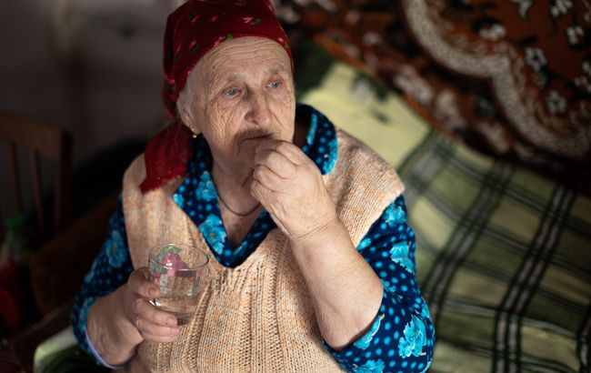 Не втратьте виплати: пенсіонерам за кордоном нагадали про важливий дедлайн
