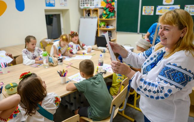 Початкова школа по-новому: яку освітню програму затвердило МОН і що вона змінює