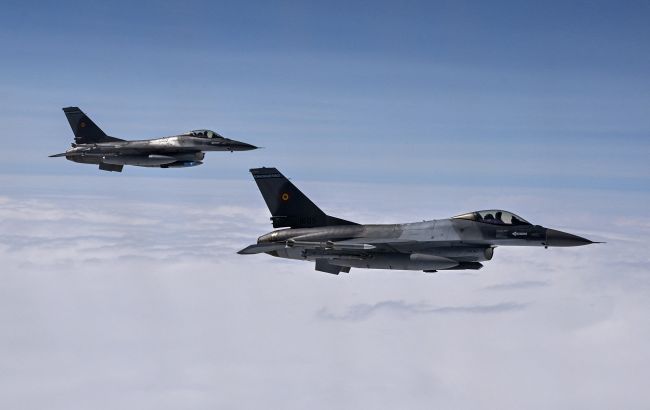 У Румунії підняли у небо літаки F-16 через фіксацію безпілотника