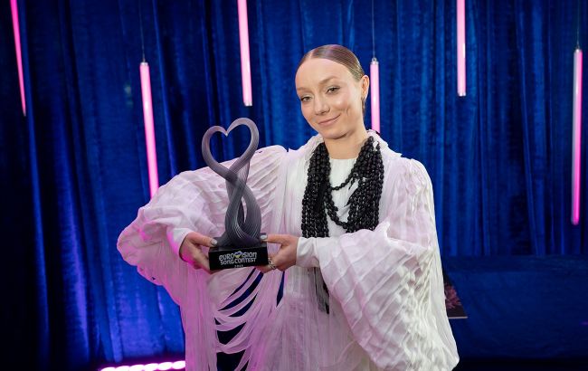 "Слава Україні!" LELÉKA довела до мурах виступом у фіналі "Євробачення" (відео)