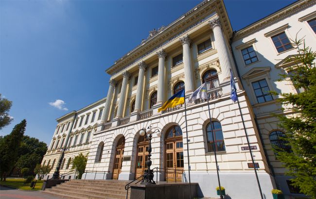 72% знаходять відразу: як у Львівській політехніці допомагають випускникам шукати роботу