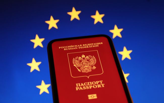 Колишнього посла Італії затримали за продаж віз росіянам