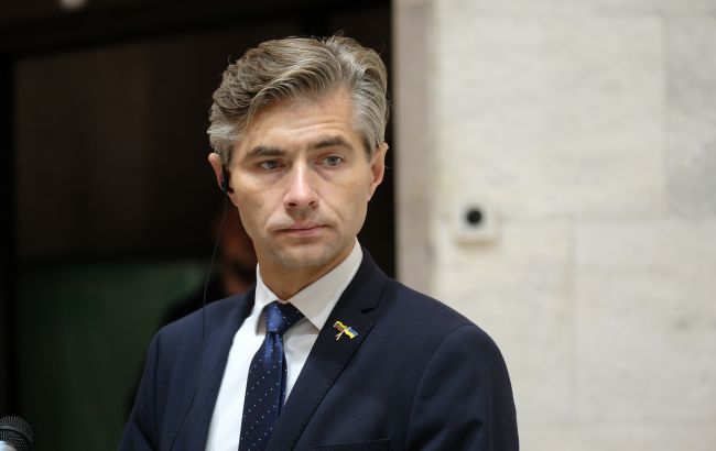 НАТО має засоби, щоб зрівняти з землею бази Росії в Калінінграді, - глава МЗС Литви