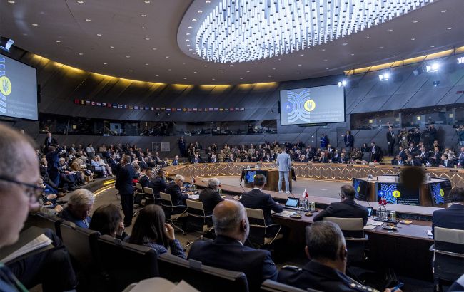 Рада Україна-НАТО збереться за вечерею у Швеції: що відомо про зустріч