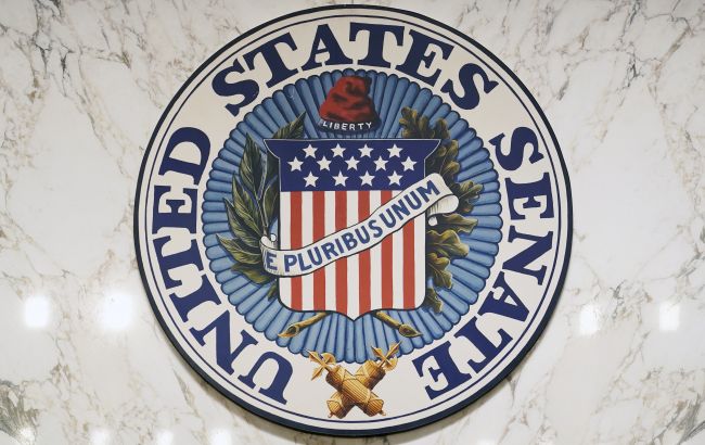 Сенатори США з обох партій вимагають розблокувати допомогу Україні