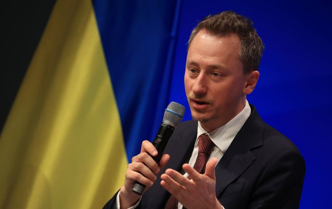 У Кабміні допустили закриття частини програм підтримки українців
