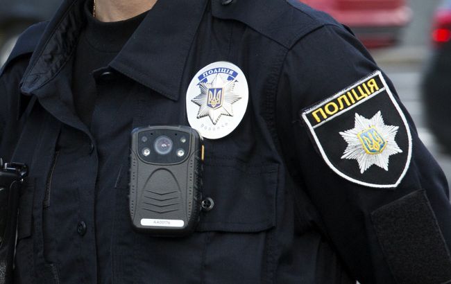 У Сумах біля зупинки чоловік підірвався на гранаті: що кажуть у поліції