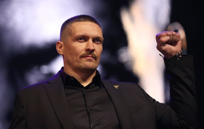 Усик вразив ефектним виходом на бій з Верховеном (відео)