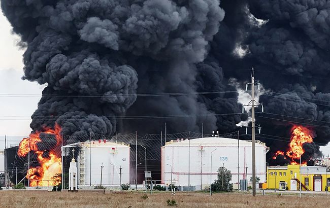 Українські удари по РФ вже коштують Кремлю мільярди доларів та знижують доходи від нафти, - The Economist