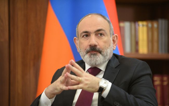 Пашинян відповів на забаганки Путіна щодо референдуму про курс Вірменії