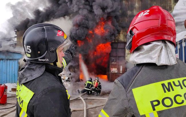 Москва під ударом, дрони атакують найбільший НПЗ міста (відео)