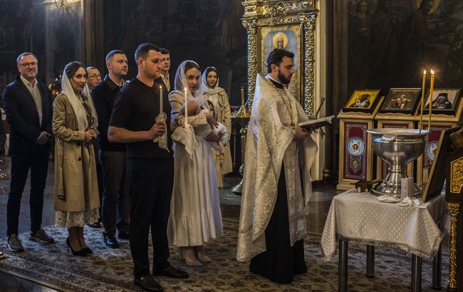 Скільки хрещених може бути у дитини, як їх обрати і що заборонено: роз'яснення ПЦУ