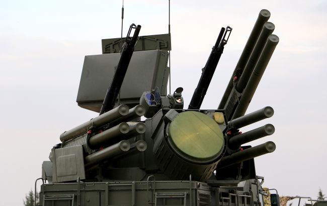 Бійці ГУР дістали російський "Панцир-С2" у підземному укритті (відео)