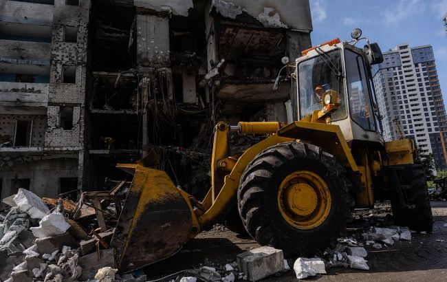 Кількість загиблих у Києві внаслідок обстрілу РФ зросла до 12 осіб