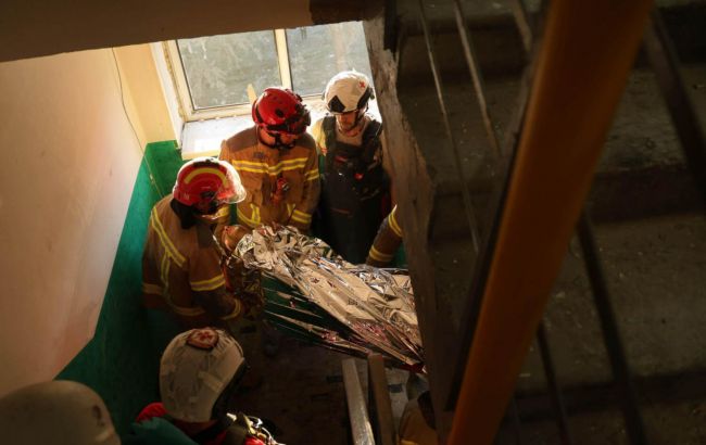 У Києві число постраждалих різко зросло до 56, жертв вже близько десятка