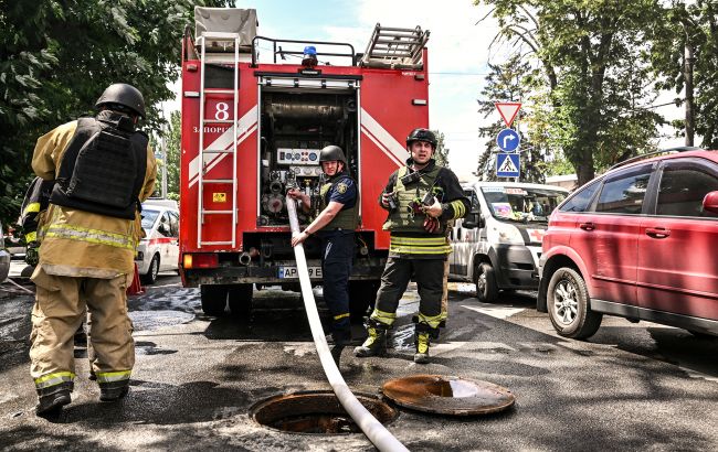 Росія вдарила КАБами по підприємству у Запоріжжі, є загиблий і поранені