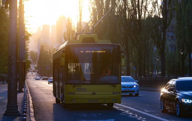 Ціни на проїзд в Києві зростуть вже цього тижня: нові тарифи та хто матиме знижку
