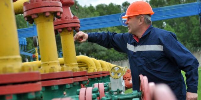 ЄС став ще залежнішим від газу Росії попри заборону, але Україна може це припинити, - ЗМІ